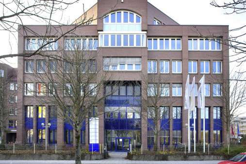 Außeneansicht  - Bürofläche in 81739 München mit 0m² mieten
