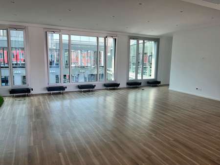 Bürofläche - Bürohaus in 80339 München mit 0m² mieten