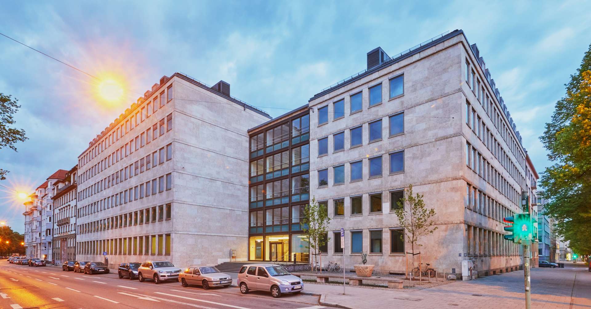 Objektansicht - Bürofläche in 80538 München mit 0m² mieten