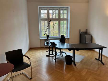 Büro 01 Büro 01 - Bürofläche in 80538 München mit 0m² mieten