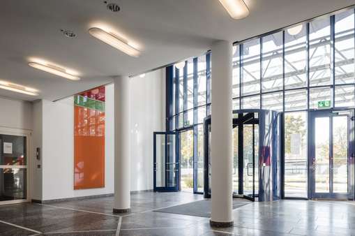 Eingangsbereich - Bürofläche in 80807 München mit 0m² mieten