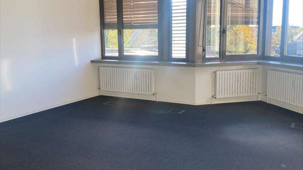 Büro Büro - Bürohaus in 80804 München mit 0m² mieten