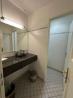 WC EG WC EG - Bürofläche in 80538 München mit 0m² mieten