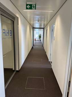 Flur - Bürofläche in 80639 München mit 0m² mieten