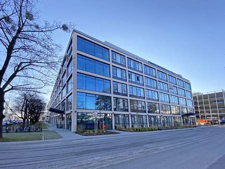 03 außen 5 - Bürofläche in 80807 München mit 0m² mieten