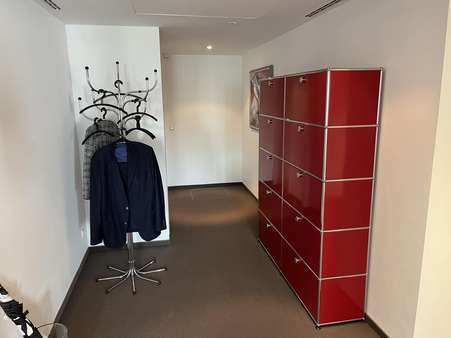 Garderobe 6_OG - Bürofläche in 80333 München mit 0m² mieten