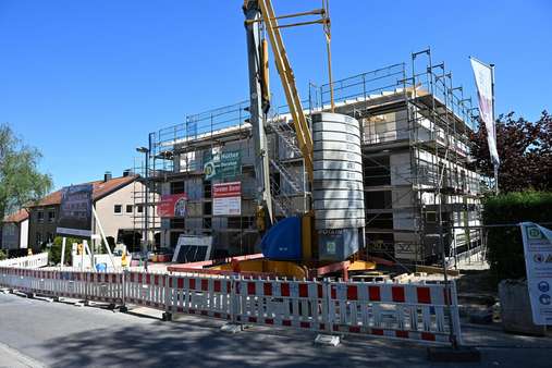 Straßenansicht 05.2025 - Erdgeschosswohnung in 44795 Bochum mit 62m² kaufen