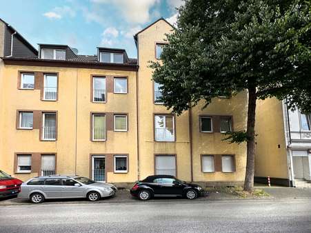 Außenansicht - Etagenwohnung in 44892 Bochum mit 71m² kaufen