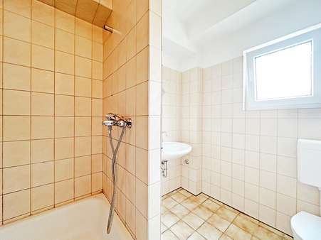 Badezimmer - Etagenwohnung in 44866 Bochum mit 62m² kaufen