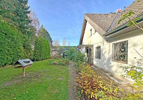 Seitenansicht - Einfamilienhaus in 45527 Hattingen mit 300m² kaufen