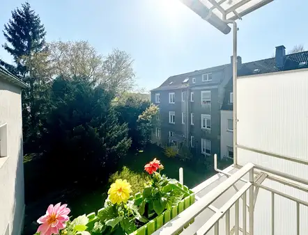Gepflegte Wohnung trifft Sonnenbalkon
in Bochum (Innenstadt / Stadtpark)