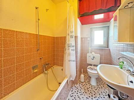 Badezimmer - Etagenwohnung in 44795 Bochum mit 46m² kaufen