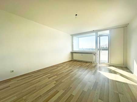 Wohnzimmer - Etagenwohnung in 44628 Herne mit 73m² kaufen