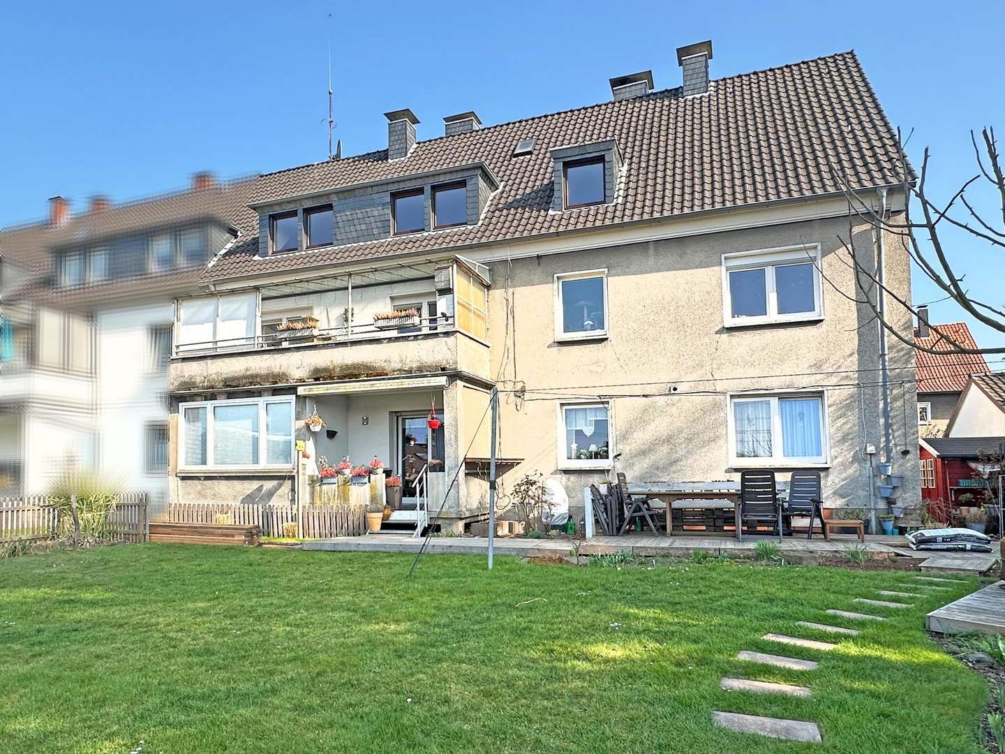 Titelbild Titelbild - Dachgeschosswohnung in 44866 Bochum mit 94m² kaufen