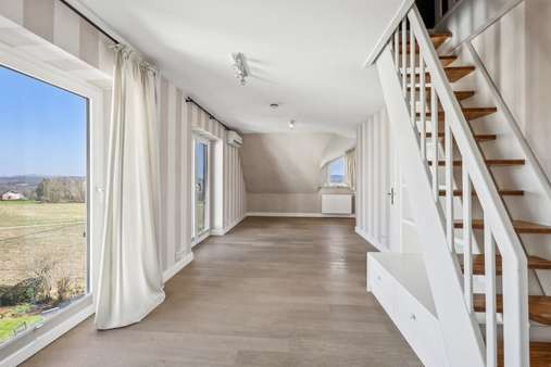 Kinderzimmer (1) mit Zugang zur Galerie - Einfamilienhaus in 58456 Witten mit 312m² kaufen