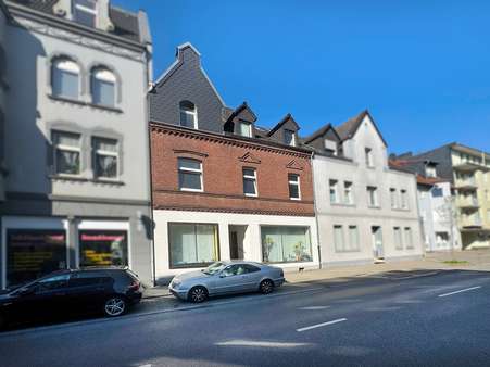 Straßenansicht - Haus in 44866 Bochum mit 143m² als Kapitalanlage kaufen