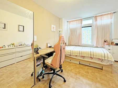 Schlafzimmer - Etagenwohnung in 44807 Bochum mit 50m² kaufen