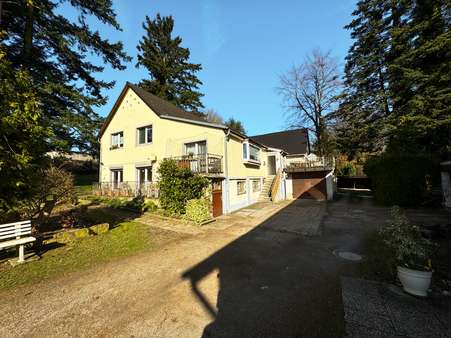 Vorderansicht Haus 249 - Mehrfamilienhaus in 44797 Bochum mit 859m² als Kapitalanlage kaufen