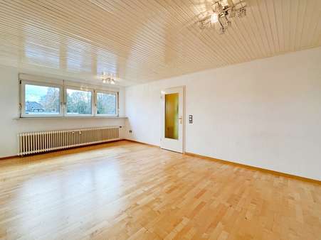 Wohn-/Esszimmer - Dachgeschosswohnung in 44869 Bochum mit 64m² kaufen