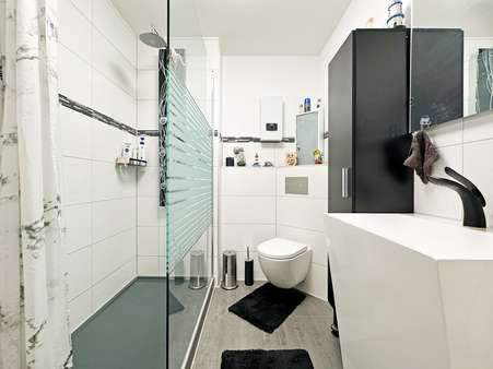 Badezimmer - Etagenwohnung in 44867 Bochum mit 80m² kaufen