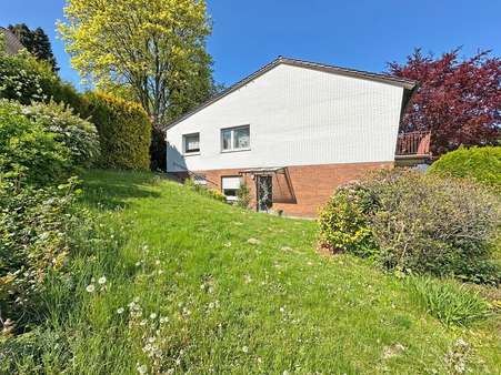 Seitenansicht - Zweifamilienhaus in 58452 Witten mit 160m² kaufen