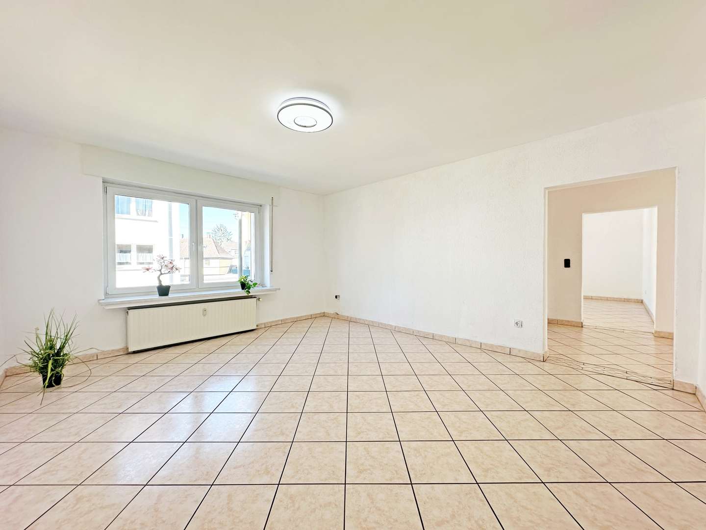 Wohnzimmer - Etagenwohnung in 44866 Bochum mit 89m² kaufen