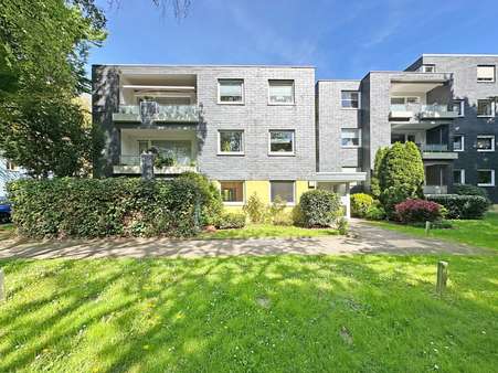 Außenansicht - Erdgeschosswohnung in 44892 Bochum mit 99m² kaufen