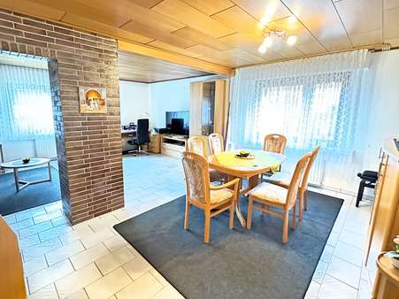 Wohn-Esszimmer im EG - Doppelhaushälfte in 44805 Bochum mit 110m² kaufen