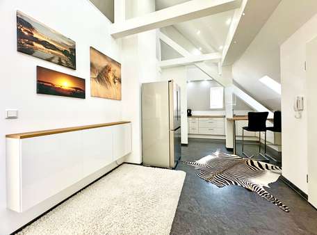 Diele und offener Küchenbereich - Dachgeschosswohnung in 44795 Bochum mit 76m² kaufen