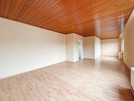 Wohn- und Esszimmer - Etagenwohnung in 44866 Bochum mit 108m² kaufen