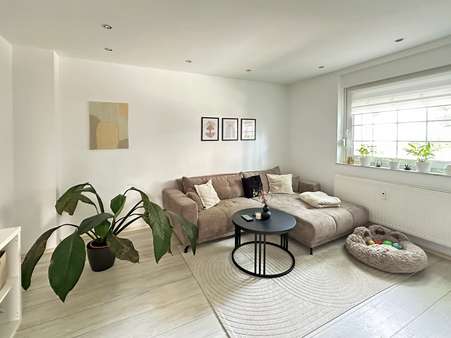 Wohnzimmer EG Wohnzimmer EG - Mehrfamilienhaus in 44807 Bochum mit 108m² kaufen