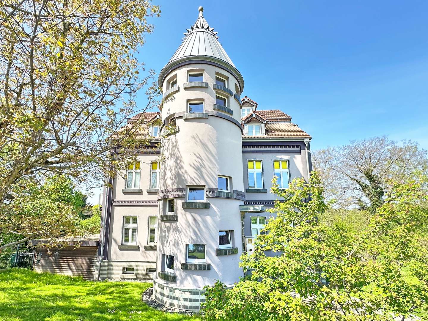 Wie im Märchen! - Erdgeschosswohnung in 44879 Bochum mit 134m² kaufen