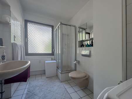 Badezimmer Badezimmer - Etagenwohnung in 44791 Bochum mit 58m² mieten