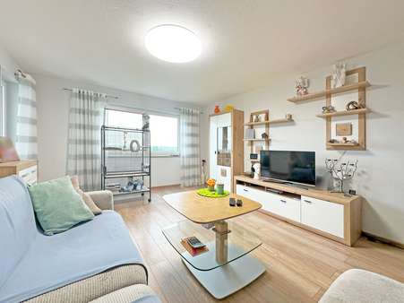 Wohnzimmer Wohnzimmer - Etagenwohnung in 44653 Herne mit 75m² kaufen