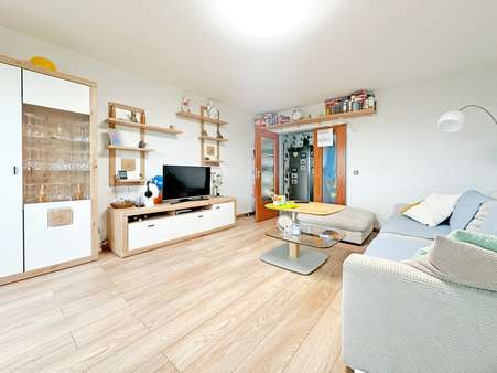 Wohnzimmer Wohnzimmer - Etagenwohnung in 44653 Herne mit 75m² kaufen