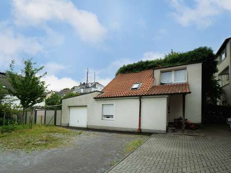 Hinterhof Hinterhof - Mehrfamilienhaus in 44892 Bochum mit 463m² als Kapitalanlage kaufen