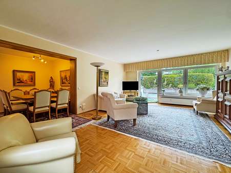 Wohn- und Esszimmer Wohn- und Esszimmer - Etagenwohnung in 44791 Bochum mit 102m² kaufen