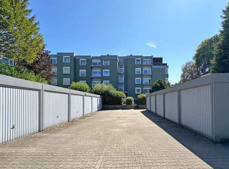 Rückansicht Rückansicht - Dachgeschosswohnung in 44892 Bochum mit 122m² kaufen