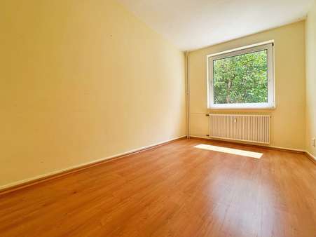 Kinderzimmer Kinderzimmer - Erdgeschosswohnung in 44892 Bochum mit 65m² kaufen