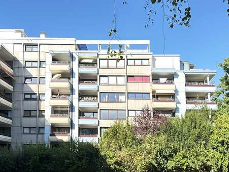 Rückansicht mit Balkonen Rückansicht mit Balkonen - Etagenwohnung in 44801 Bochum mit 54m² als Kapitalanlage kaufen