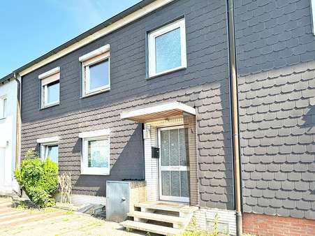 Vorderansicht - Reihenmittelhaus in 44575 Castrop-Rauxel mit 126m² kaufen