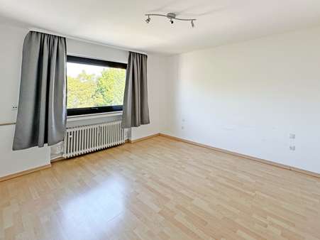 Schlafzimmer Schlafzimmer - Dachgeschosswohnung in 44795 Bochum mit 81m² kaufen