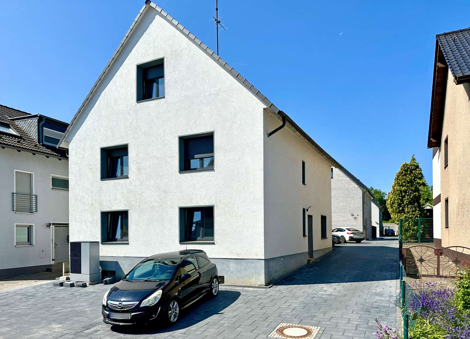 Hausansicht - Mehrfamilienhaus in 44867 Bochum mit 222m² als Kapitalanlage kaufen