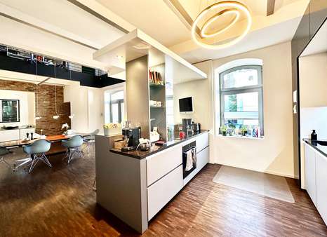 Offene, maßgefertigte Küche Offene, maßgefertigte Küche - Etagenwohnung in 58456 Witten mit 170m² kaufen