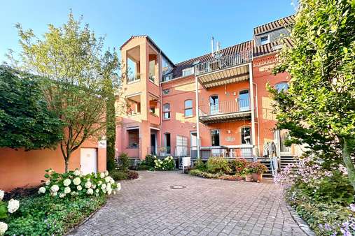 Geimeinschaftshof Geimeinschaftshof - Etagenwohnung in 58456 Witten mit 170m² kaufen