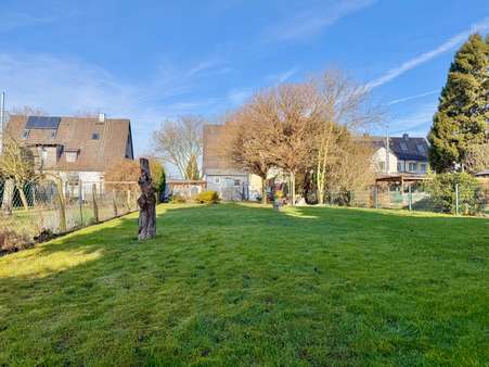 Doppelhaushälfte mit großem Garten/Grundstück - Doppelhaushälfte in 44795 Bochum mit 122m² kaufen