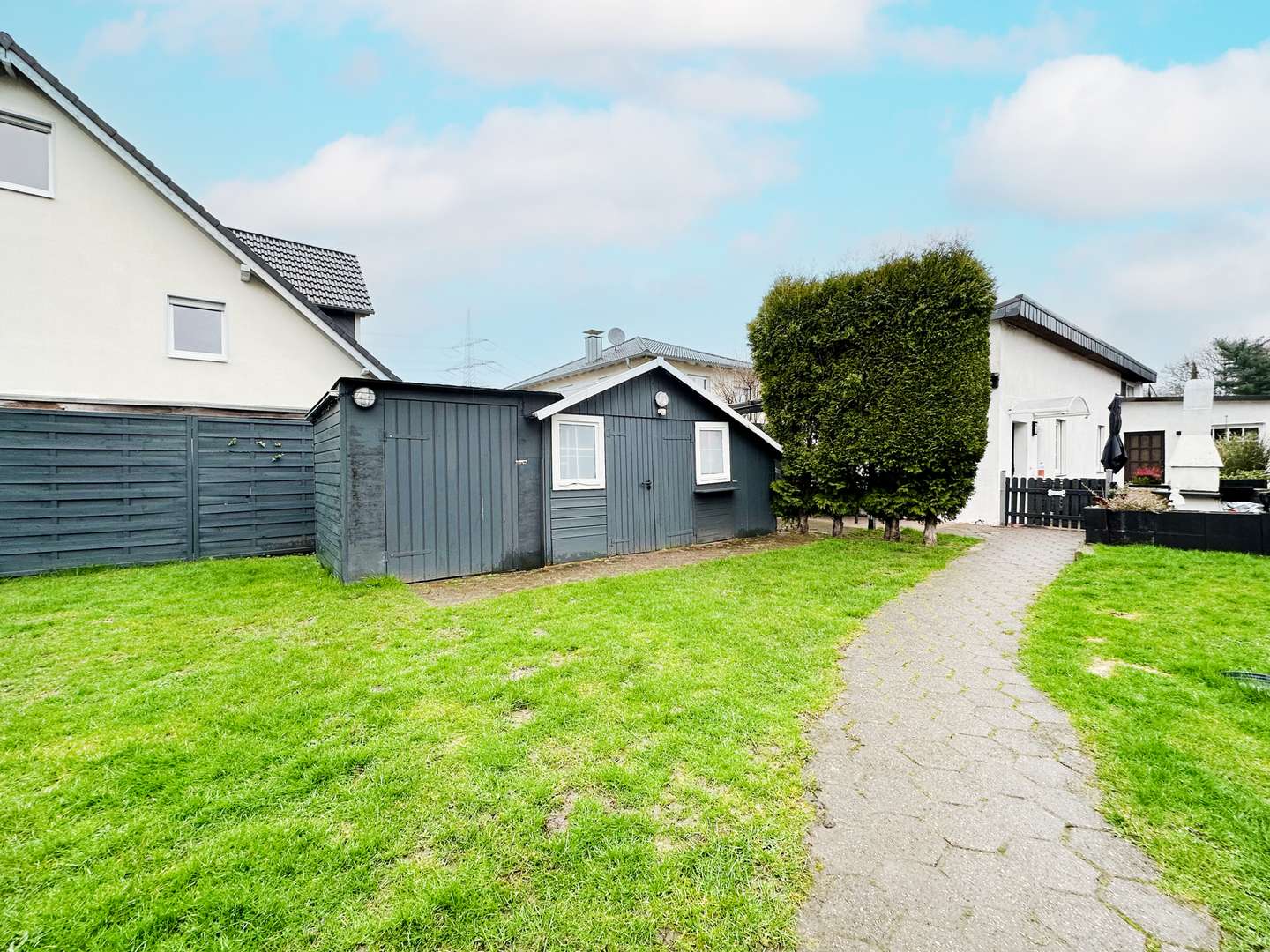 Außenansicht Behelfswohnung - Einfamilienhaus in 44795 Bochum mit 51m² als Kapitalanlage kaufen