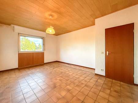 Schlafzimmer - Dachgeschosswohnung in 44795 Bochum mit 78m² kaufen