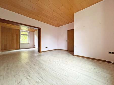 Esszimmer EG Esszimmer EG - Doppelhaushälfte in 44791 Bochum mit 170m² kaufen