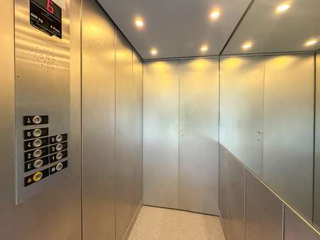 Aufzug Aufzug - Etagenwohnung in 44801 Bochum mit 55m² als Kapitalanlage kaufen